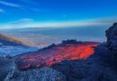 ETNA, la lava rallenta nella Valle del Bove ma il vulcano resta in piena attività. Stamani sisma 3.9 Richter
