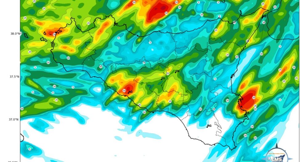 Entra nel CLOU il MALTEMPO sulla SICILIA: diffuso PEGGIORAMENTO in arrivo da stanotte con rovesci e temporali sparsi